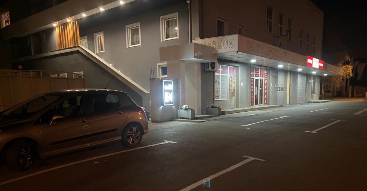 Dona, Altina Belgrado Exterior foto
