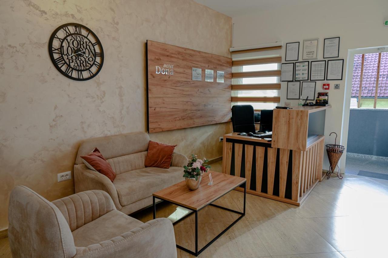 Dona, Altina Belgrado Exterior foto