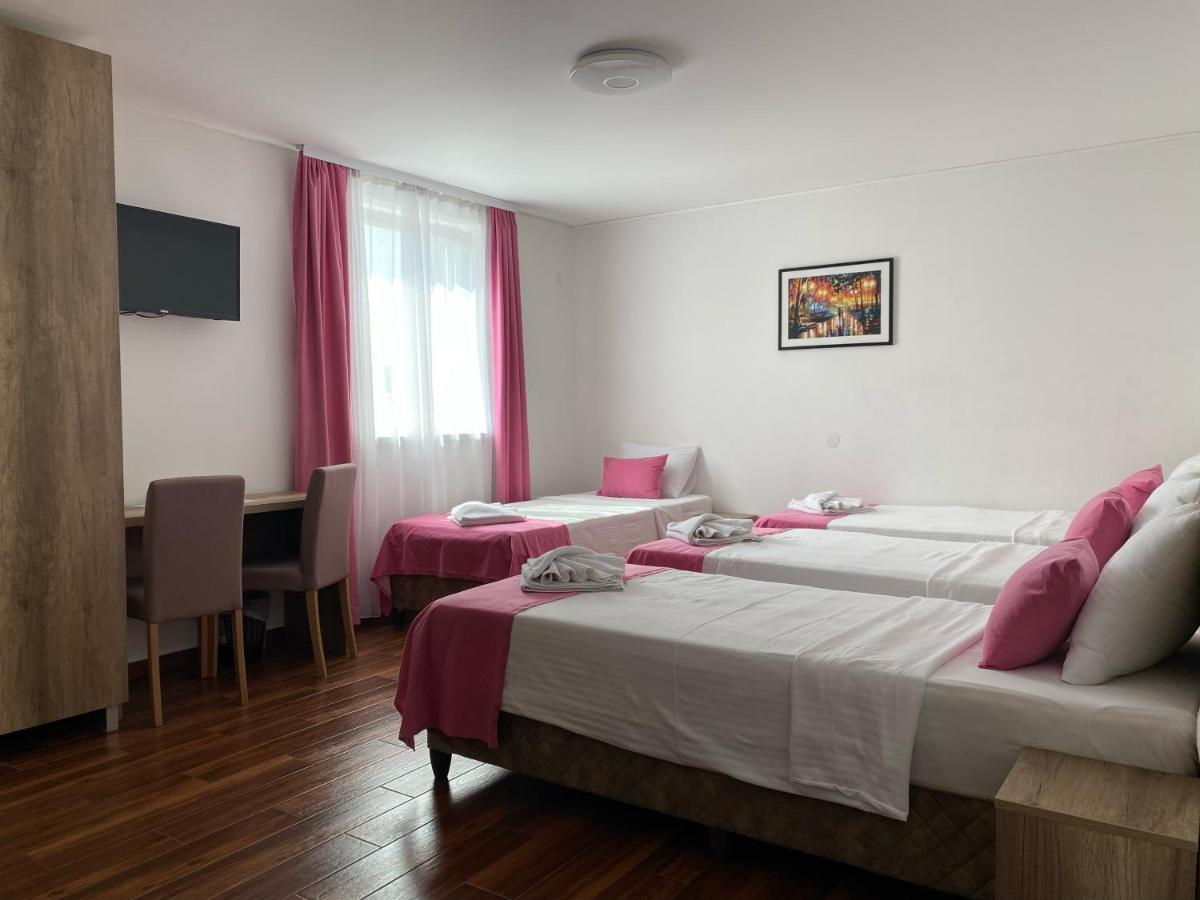 Dona, Altina Belgrado Exterior foto
